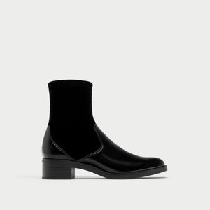 Zara Contrasting Black Velvet Ankle Boots || US 10